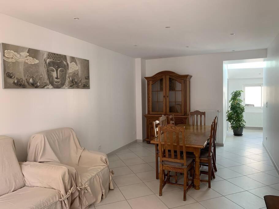 Maison De 1 A 8 Personnes Entierement Renovee Charly-sur-Marne Exteriör bild